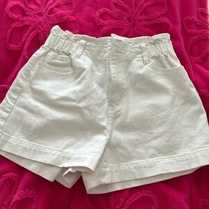 Cute white classy shirts from forever 21 size small
